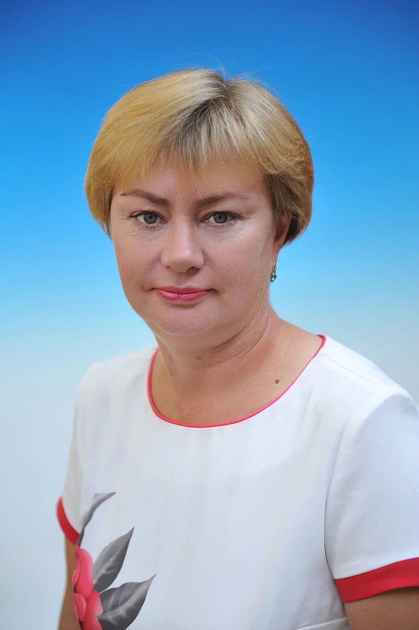 Максимова Светлана Ивановна.